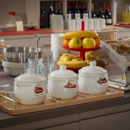 Hotel Azzurra 3*