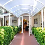 Azzurra Otel