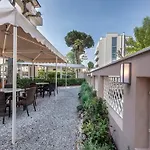 Azzurra Otel