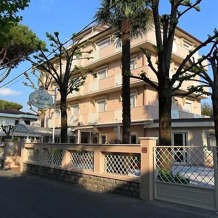 Hotel Azzurra 3*