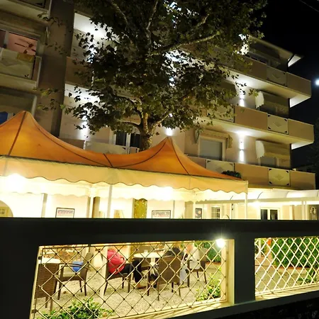 Otel Azzurra Marina di Pietrasanta