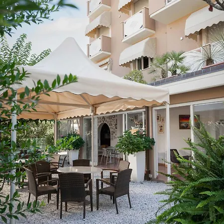 Azzurra Marina di Pietrasanta