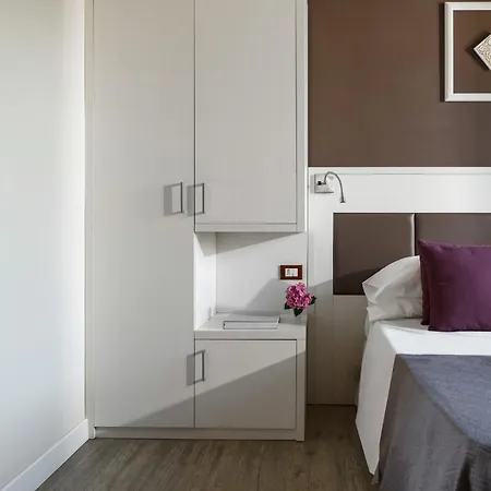 Azzurra Hotel 3*
