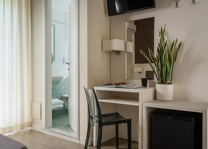 Azzurra 3* 마리아나디피에트라산타