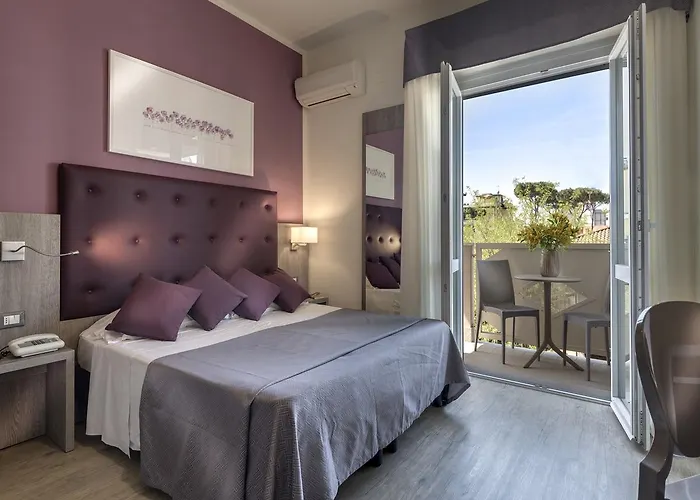 Azzurra 3* 마리아나디피에트라산타