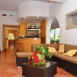 Hotel Azzurra 3*